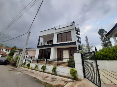 فروش 170 متر ویلا 2 خوابه...