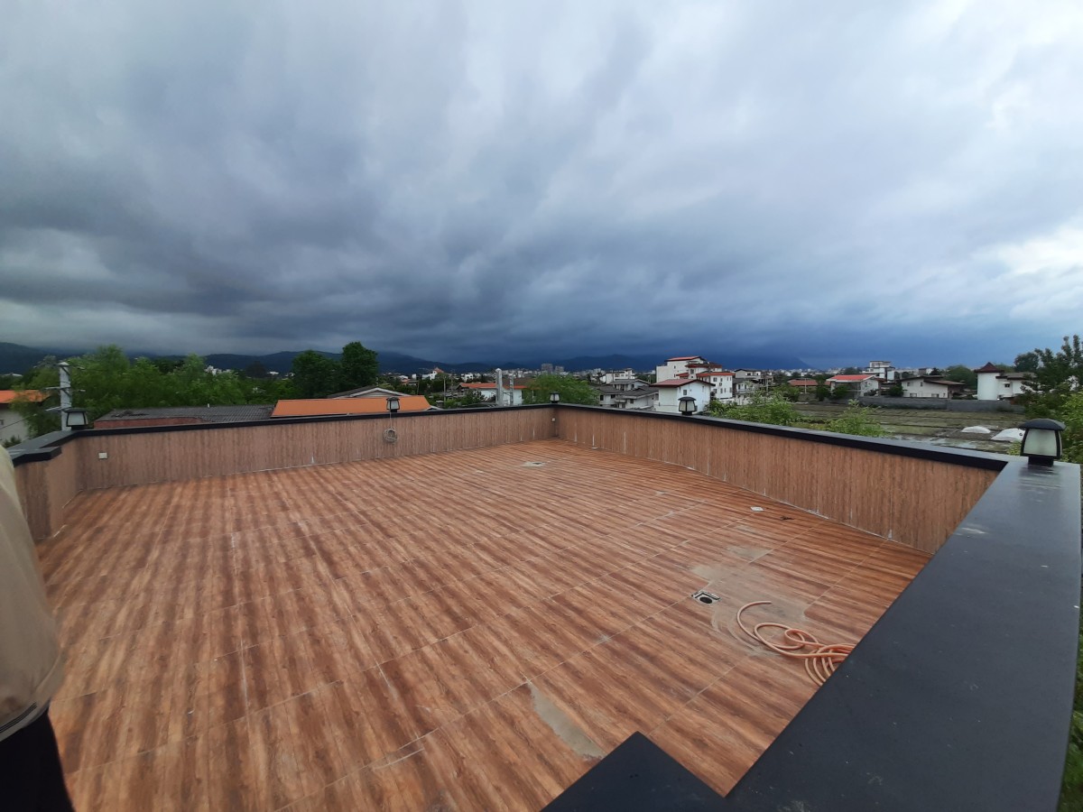 فروش 170 متر ویلا 2 خوابه زیربنا 200 متر در بهارستان شمالی نوشهر