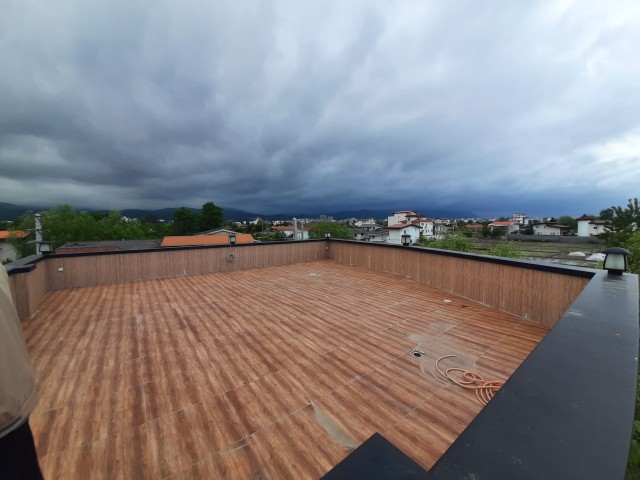 فروش 170 متر ویلا 2 خوابه زیربنا 200 متر در بهارستان شمالی نوشهر