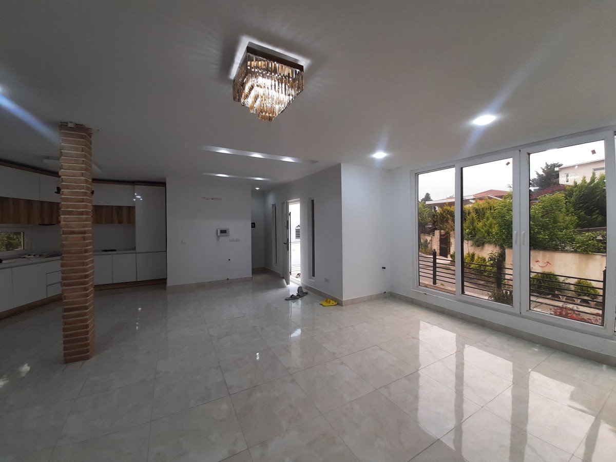 فروش 170 متر ویلا 2 خوابه زیربنا 200 متر در بهارستان شمالی نوشهر