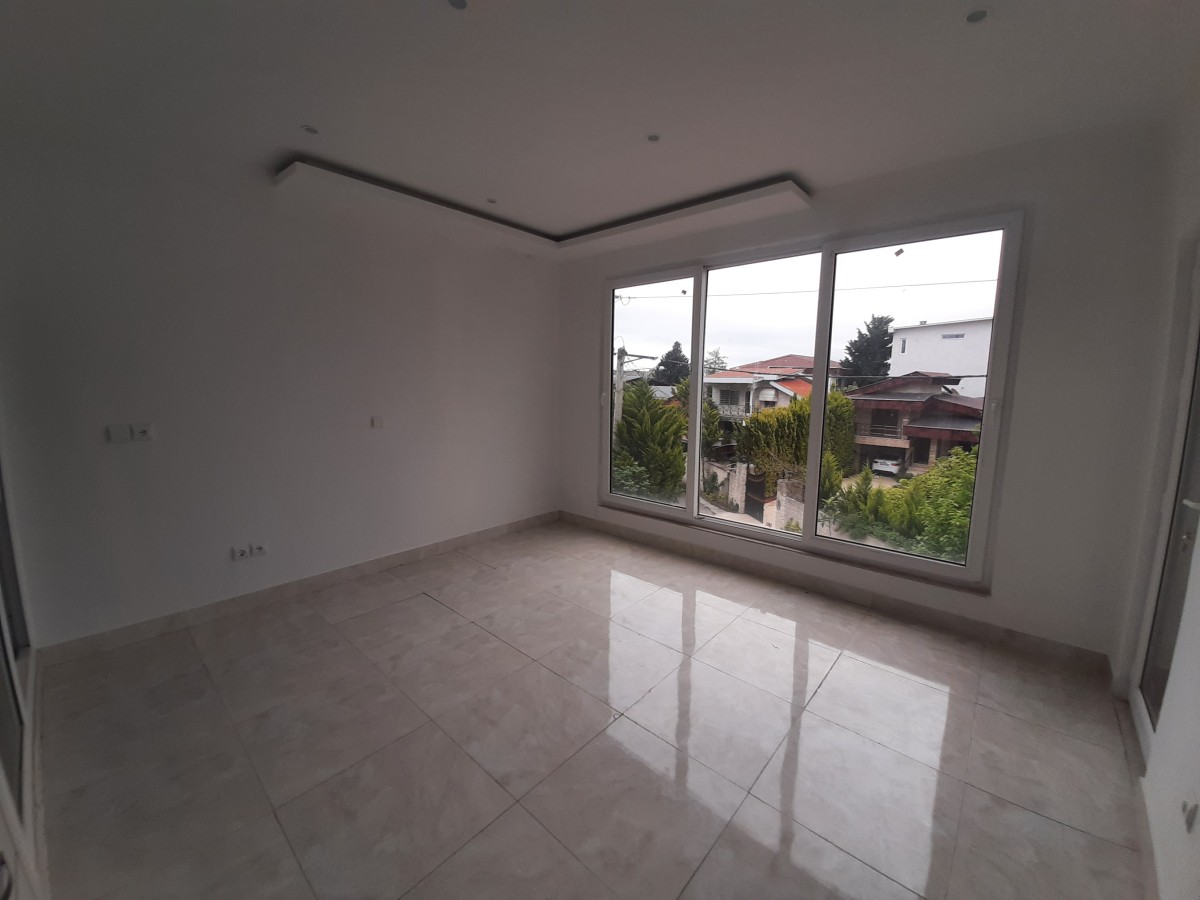 فروش 170 متر ویلا 2 خوابه زیربنا 200 متر در بهارستان شمالی نوشهر