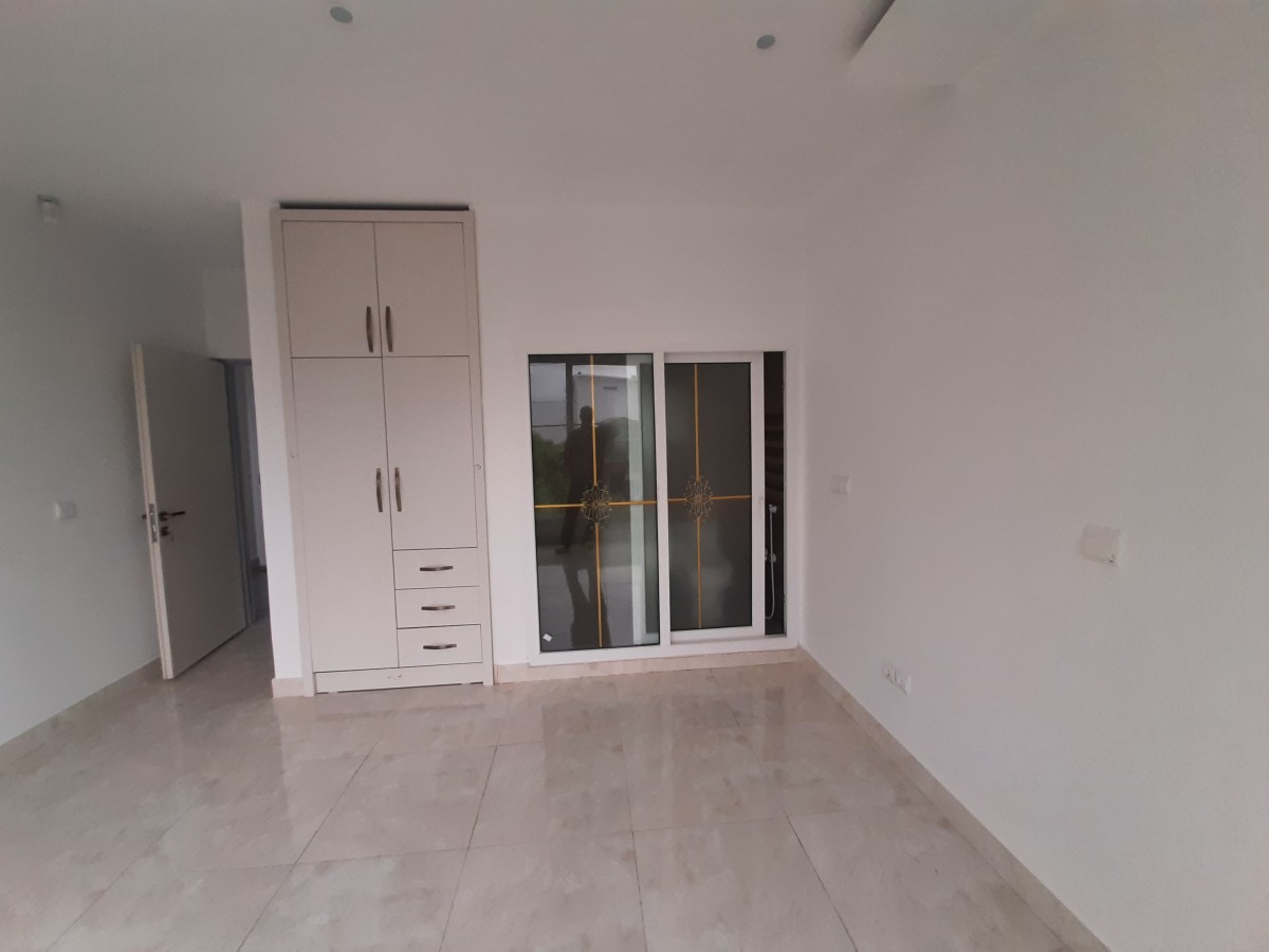 فروش 170 متر ویلا 2 خوابه زیربنا 200 متر در بهارستان شمالی نوشهر