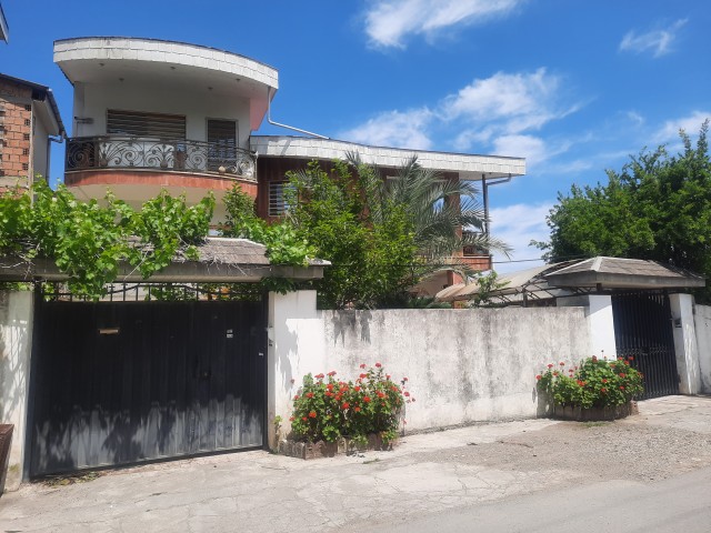 فروش 300 متر ویلا 2 خوابه، 3 خوابه زیربنا 130 متر، 170 متر در بهارستان شمالی نوشهر